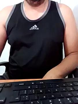 FernandoYAndrea from StripChat is Freechat