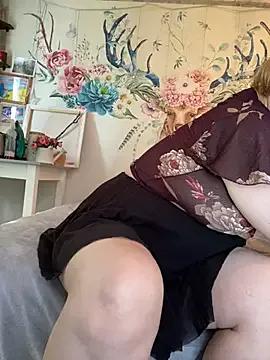 FetishIris from StripChat is Freechat