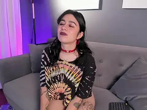 Check-out our cam rooms range and converse on a personal level with our delicious livecams streamers, showing off their spicy curves and toys.