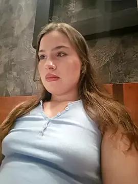 FortunaLove from StripChat is Freechat