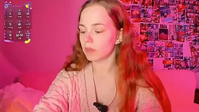 Fox_Lisa from StripChat is Freechat