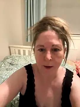 foxy-Chantelle from StripChat is Freechat