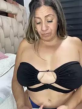 Francesca_Sensual from StripChat is Freechat