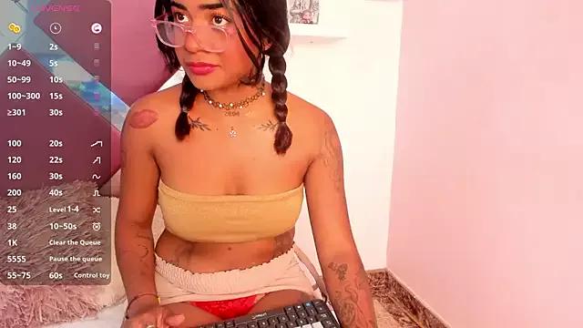 giaa_davis from StripChat is Freechat
