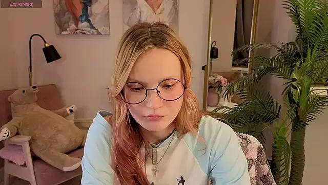 Ginger_Emma from StripChat is Freechat