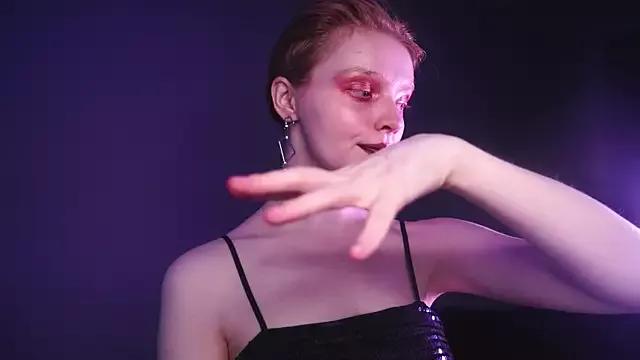 ginger_hugs from StripChat is Freechat