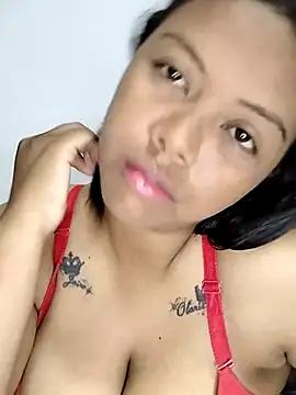 Girll_Amber from StripChat is Freechat
