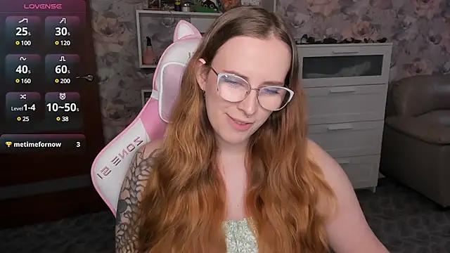 Check-out our cam rooms range and converse on a personal level with our delicious livecams streamers, showing off their spicy curves and toys.