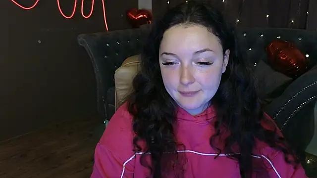 GloriNichols from StripChat is Freechat