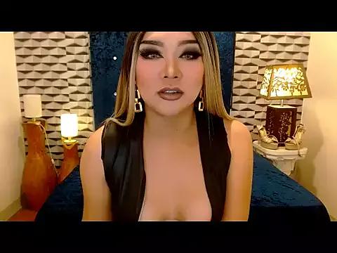 goddessALLURA from StripChat is Freechat