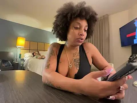 GoddessNih from StripChat is Freechat