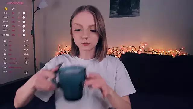 Check-out our cam rooms range and converse on a personal level with our delicious livecams streamers, showing off their spicy curves and toys.