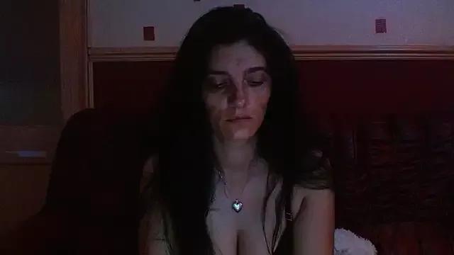 Goldgirl89 from StripChat is Freechat