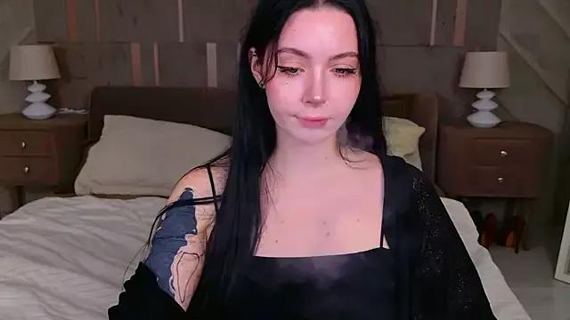 Goldy_Stark from StripChat is Freechat