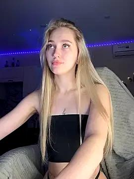 Good__Girl_ from StripChat is Freechat