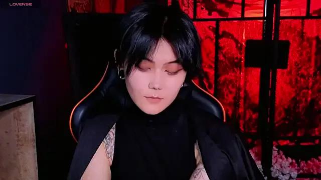 GothXRaven from StripChat is Freechat