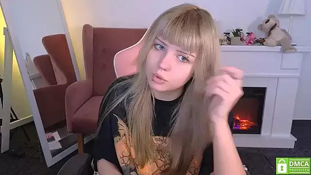 Grace_lux from StripChat is Freechat