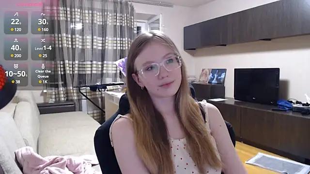 GuinevereDollins from StripChat is Freechat