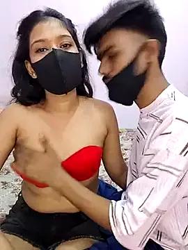Haavsi_couple from StripChat is Freechat