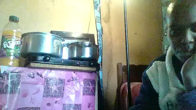 hairybushpussyxx1 from StripChat is Freechat