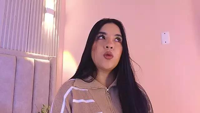 HALMA_ROBERTS from StripChat is Freechat