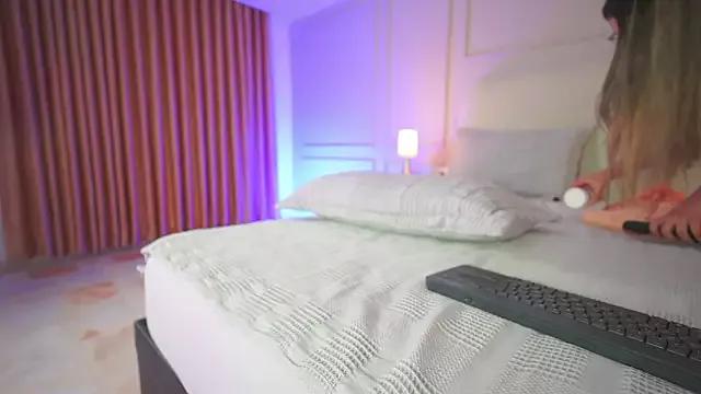 hanna__w from StripChat is Freechat