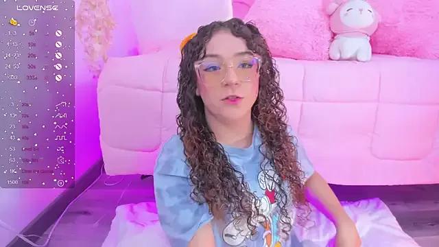 hannacutegod from StripChat is Freechat