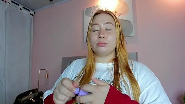 Check-out our cam rooms range and converse on a personal level with our delicious livecams streamers, showing off their spicy curves and toys.