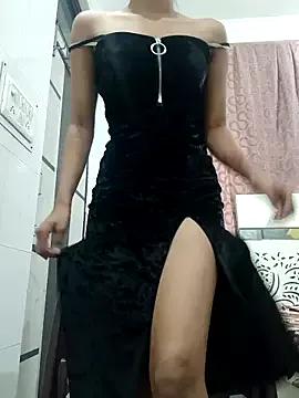 Heena-curvy from StripChat is Freechat