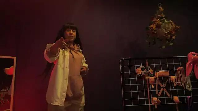 Hellen_dumont from StripChat is Freechat
