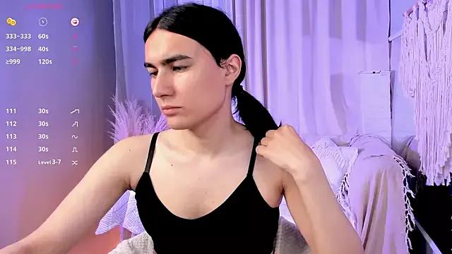 HeyAlena from StripChat is Freechat