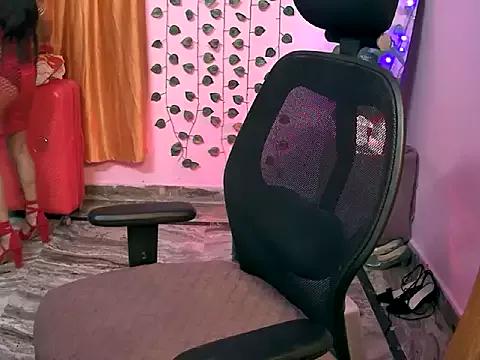 heyy_kiran from StripChat is Freechat