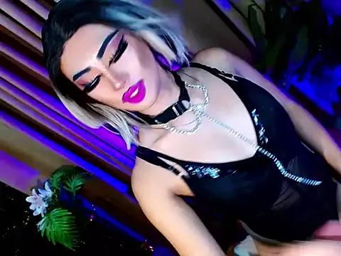 HOLLYWOOD_QUEEN_88 from StripChat is Freechat