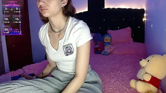 Check-out our cam rooms range and converse on a personal level with our delicious livecams streamers, showing off their spicy curves and toys.
