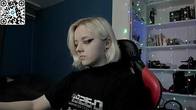 Holy_Mistress_S from StripChat is Freechat