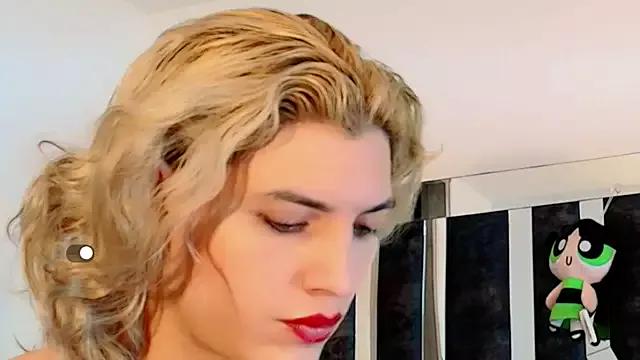 honey_skin from StripChat is Freechat