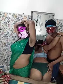 Photos of Horney_couple_4 from StripChat is Freechat