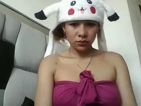 Horny_Queen22 from StripChat is Freechat