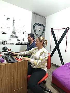 Check-out our cam rooms range and converse on a personal level with our delicious livecams streamers, showing off their spicy curves and toys.