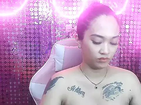 hotasianivy19 from StripChat is Freechat