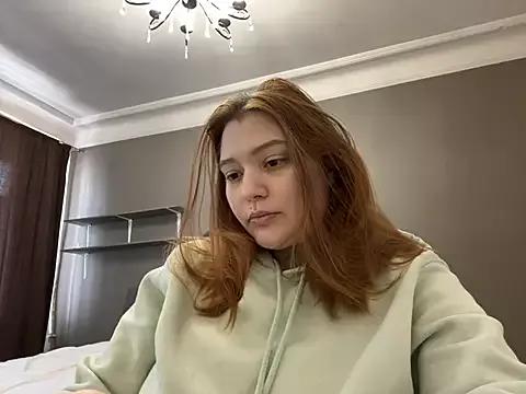HotsWeeTDreams from StripChat is Freechat