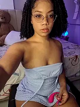 hottielatina from StripChat is Freechat