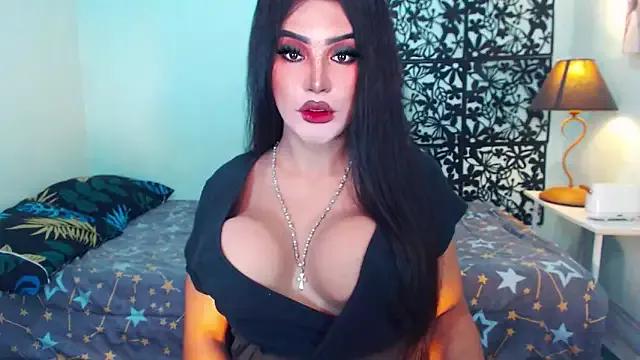 HUGECOCK_Aussie from StripChat is Freechat