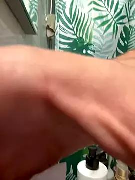 Photos of Hugo34bg from StripChat is Freechat