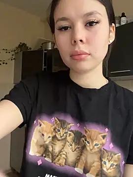 Idnkjustadeline from StripChat is Freechat