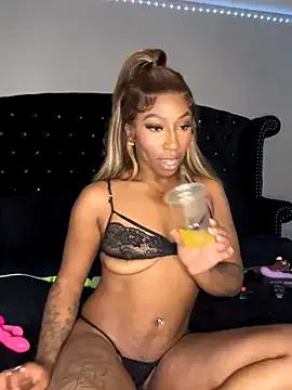 ilovepte from StripChat is Freechat