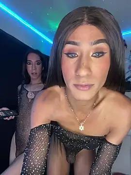 Check-out our cam rooms range and converse on a personal level with our delicious livecams streamers, showing off their spicy curves and toys.