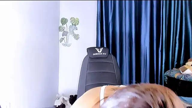 Check-out our cam rooms range and converse on a personal level with our delicious livecams streamers, showing off their spicy curves and toys.
