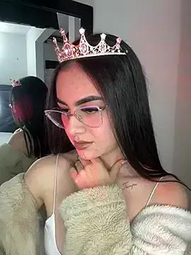 IrisBrowm from StripChat is Freechat