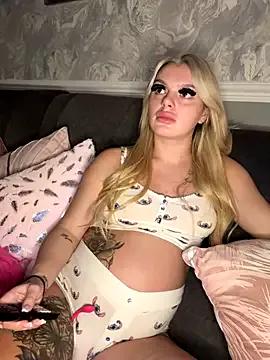 Photos of Irish_BarbieMilfx from StripChat is Freechat